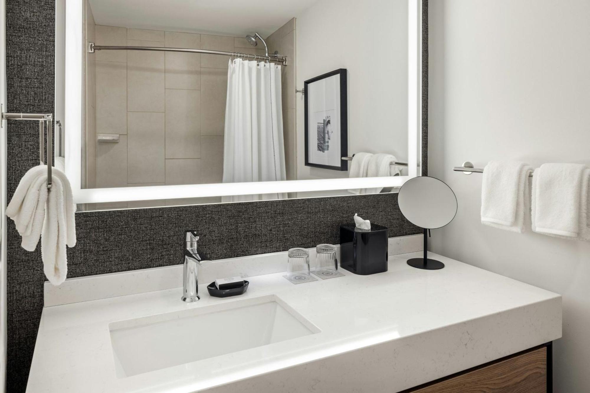Sheraton Minneapolis Downtown Convention Center Dış mekan fotoğraf